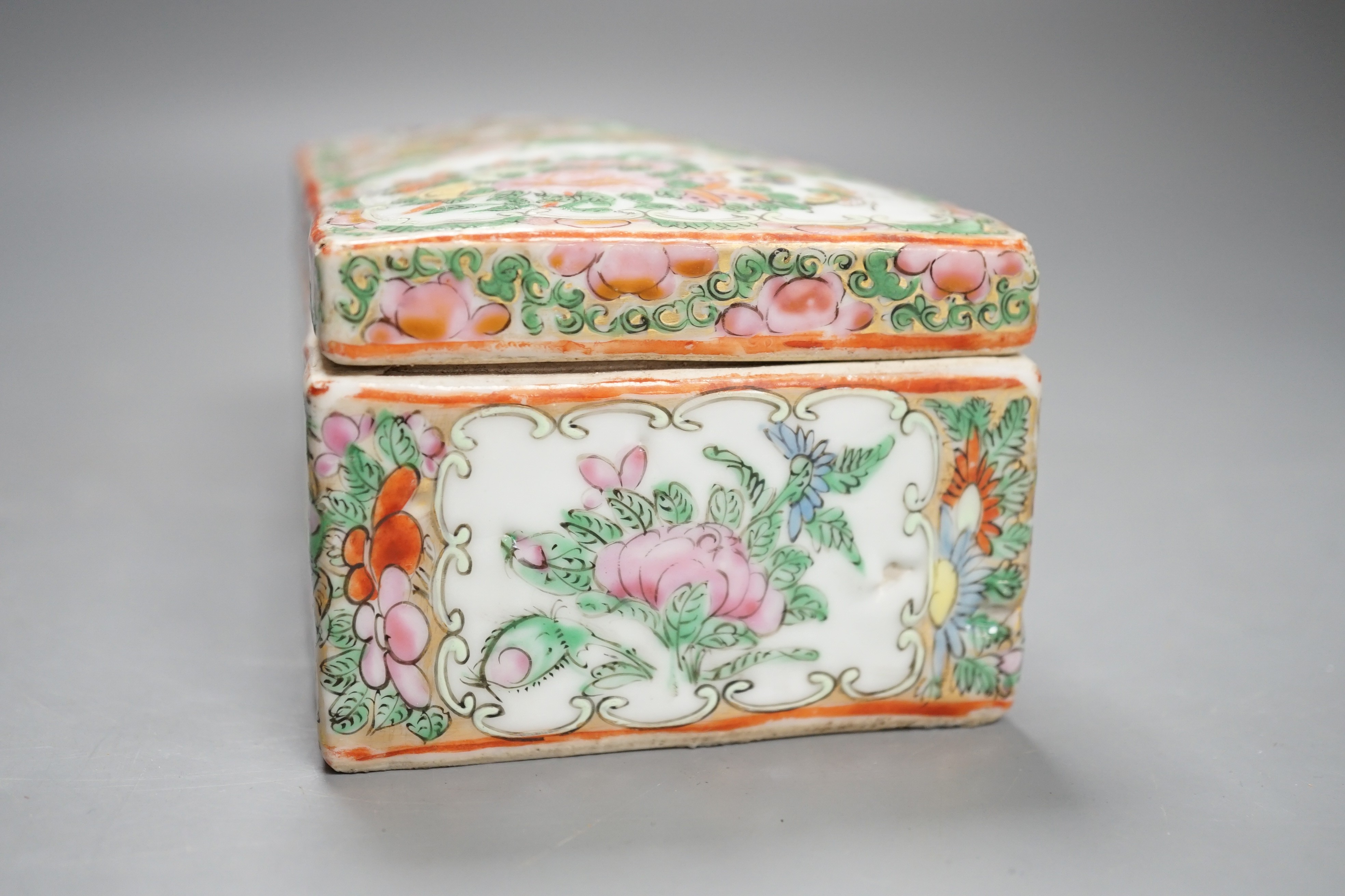 A 19th century Chinese famille rose pen box 18cm